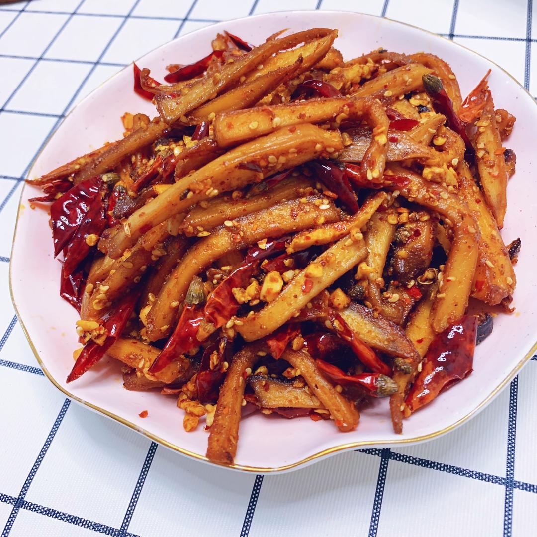 厨师长教你：“冷吃杏鲍菇”的创新做法，这味道好吃得停不下来