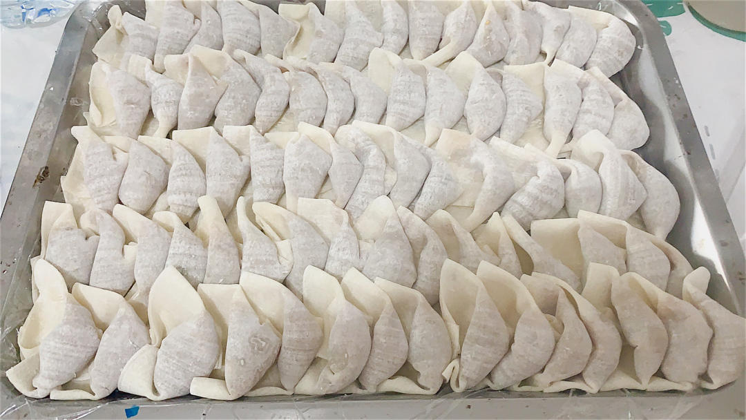 「巨好吃牛肉鲜虾馄饨」附馄饨灵魂的虾🦐油制作