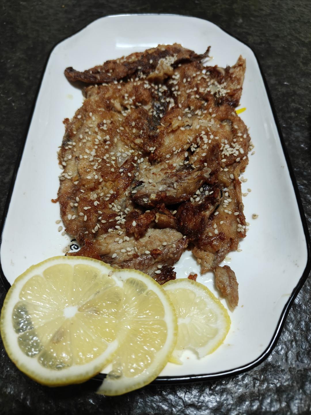 绝佳下酒送饭菜【香煎秋刀鱼】