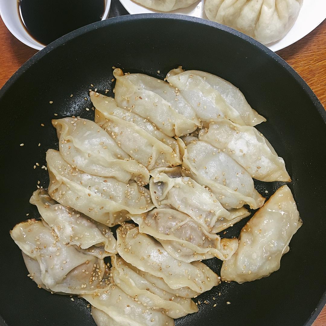 大葱猪肉煎饺