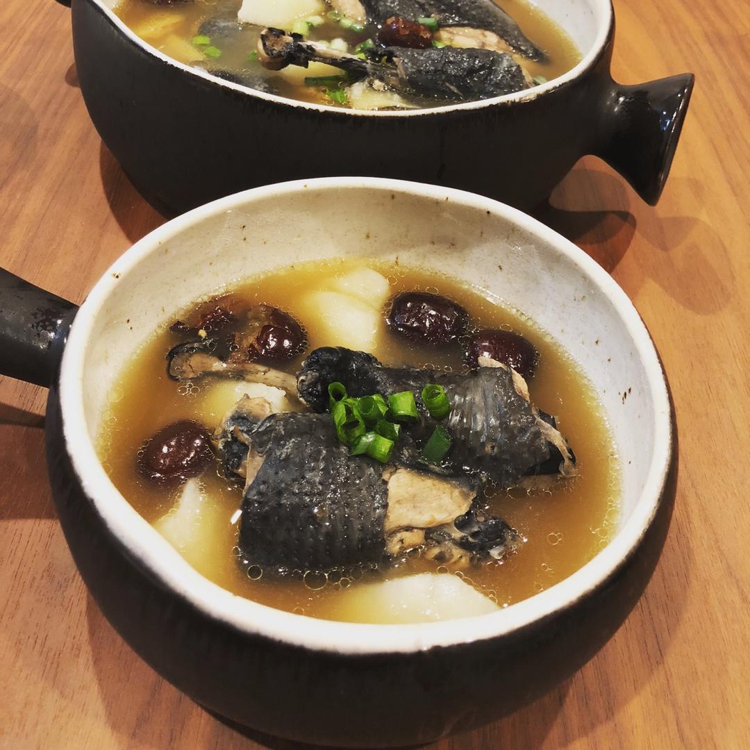 乌鸡山药汤
