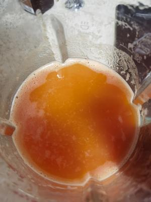 热苹果胡萝卜汁的做法 步骤3