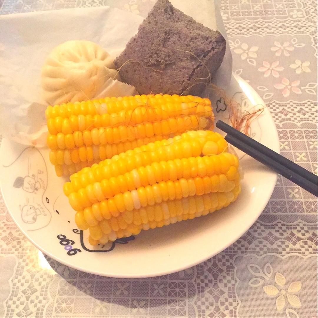 童璐璐璐璐璐做的蒸玉米