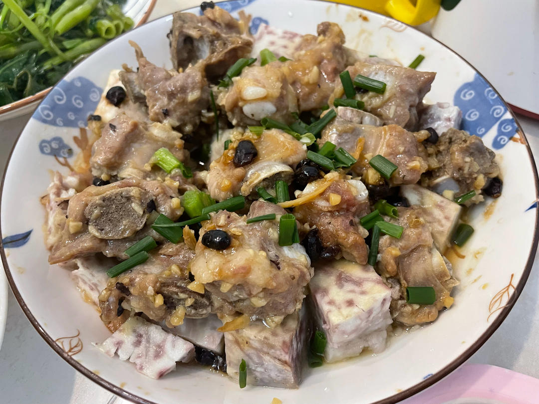 芋头排骨