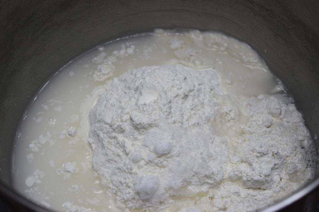 纯奶手撕吐司的做法 步骤1