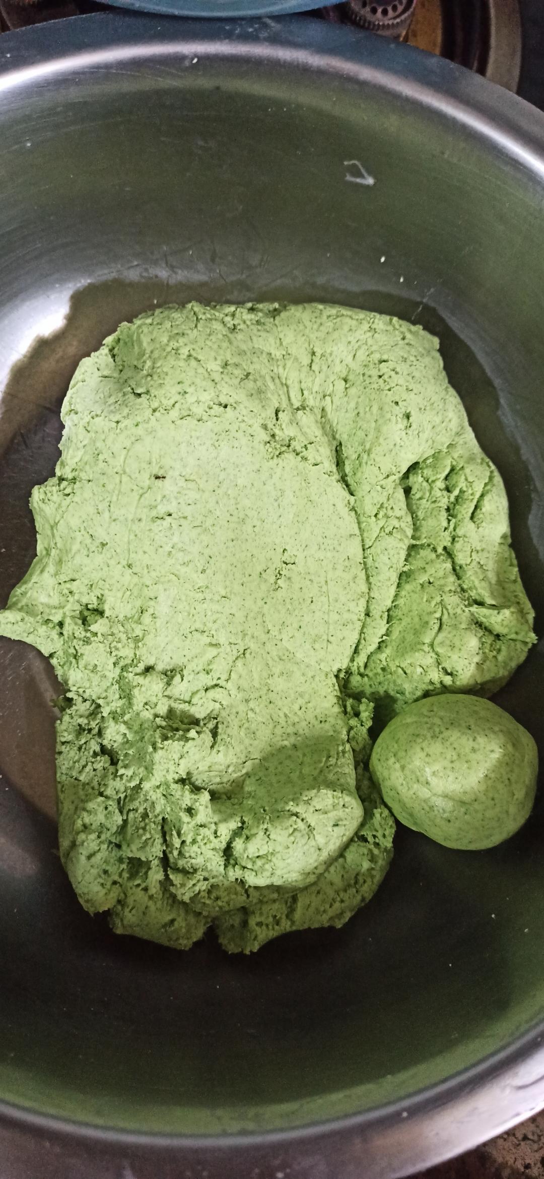 艾草青团(肉松馅儿)