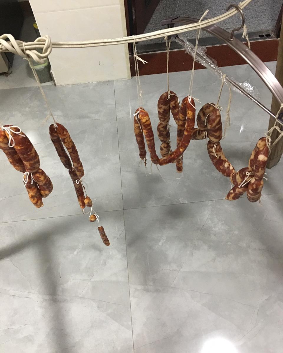 自制四川麻辣香肠
正宗四川口味，超详细制作流程图解