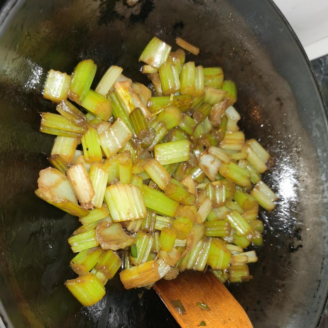 素炒芹菜