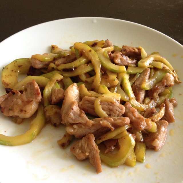 西葫芦炒肉片