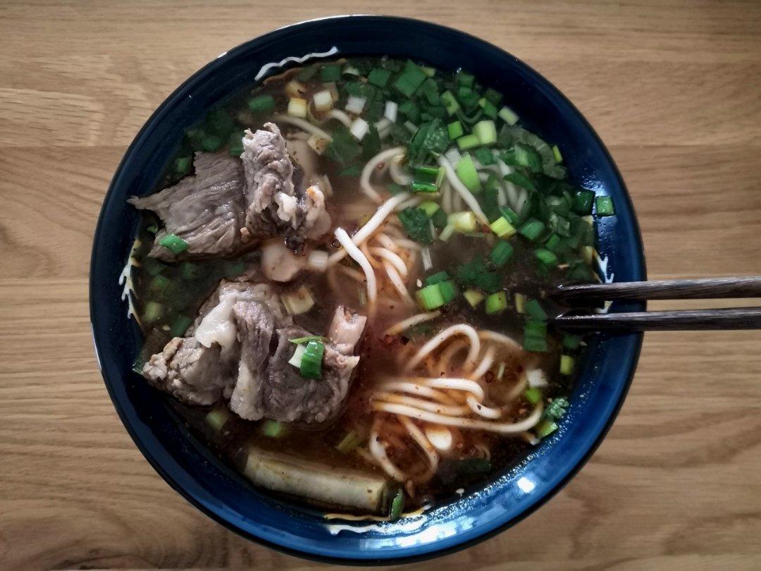 简单好吃牛肉面