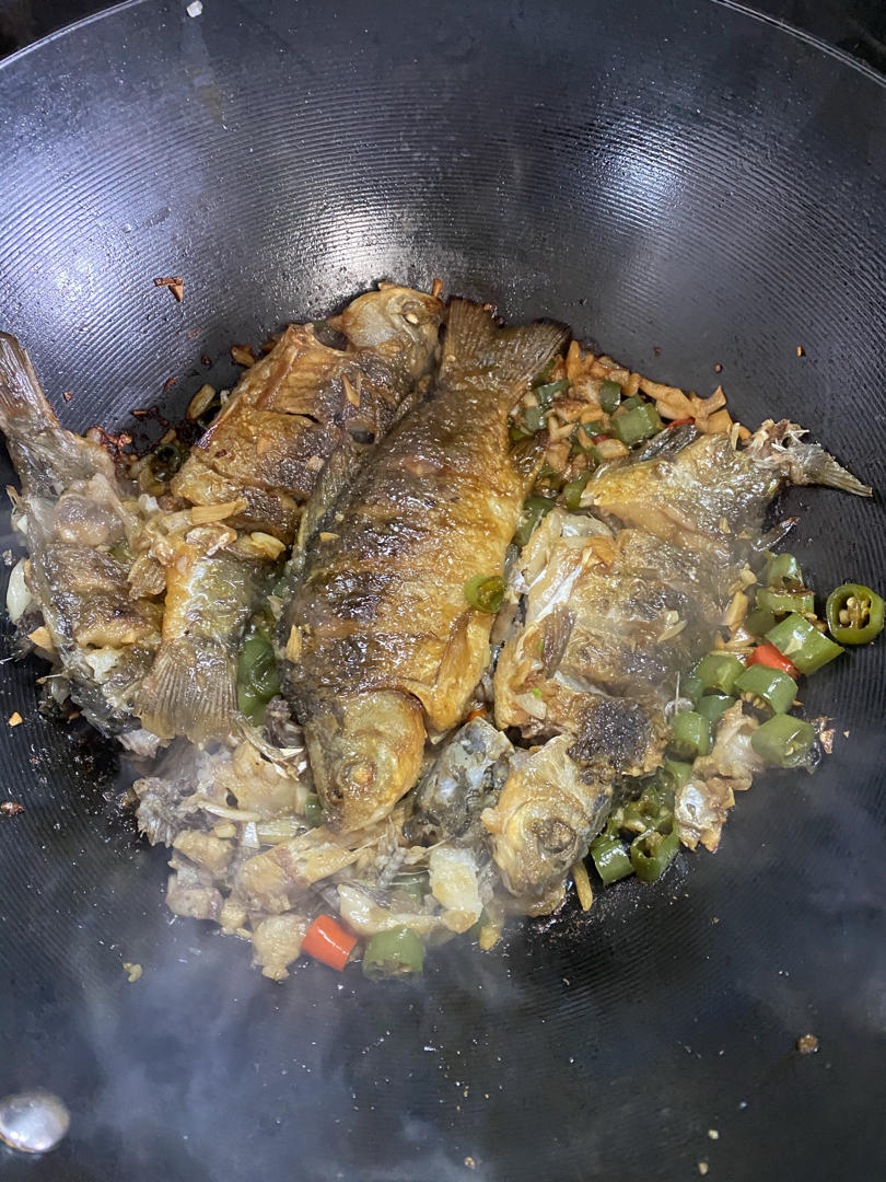 香煎鲫鱼（简单易做）