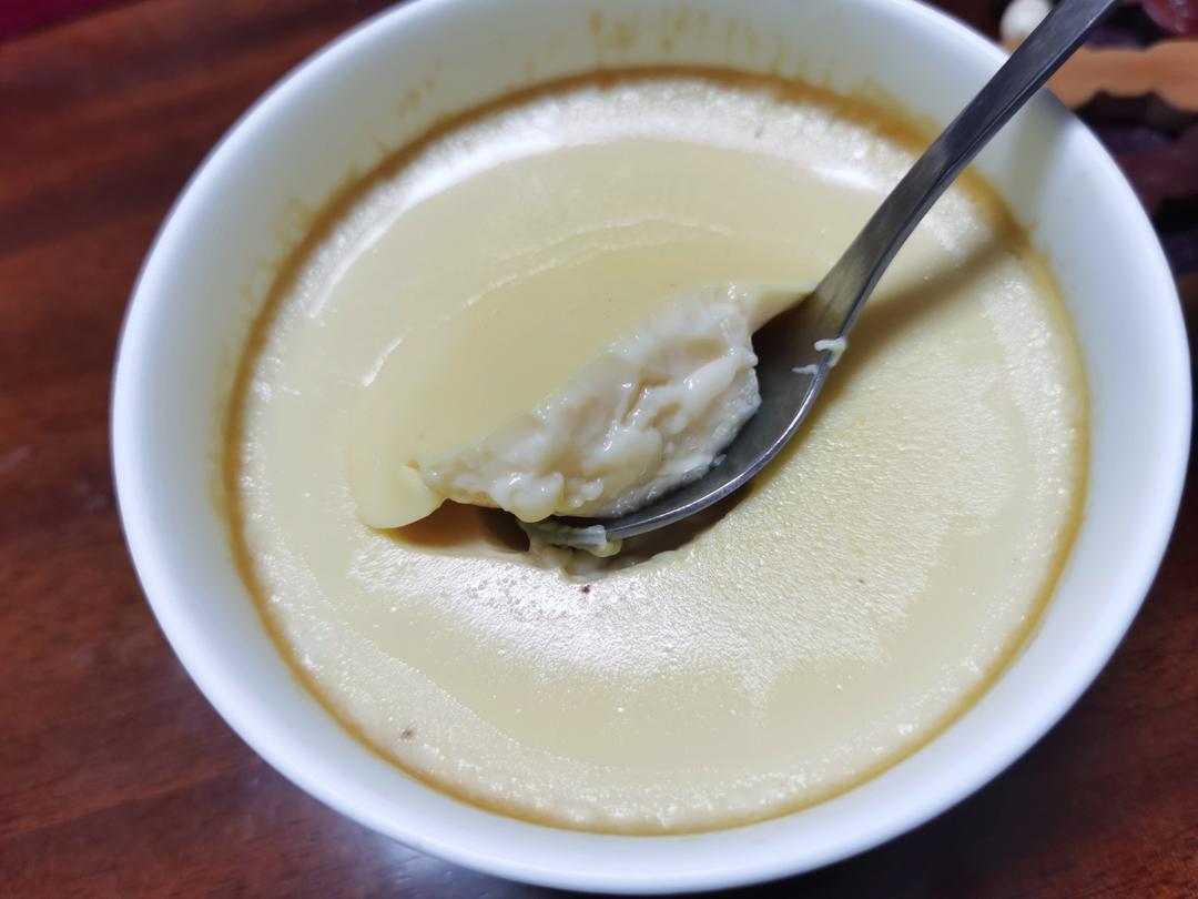 鲜奶炖蛋-超级香滑的夏日甜品