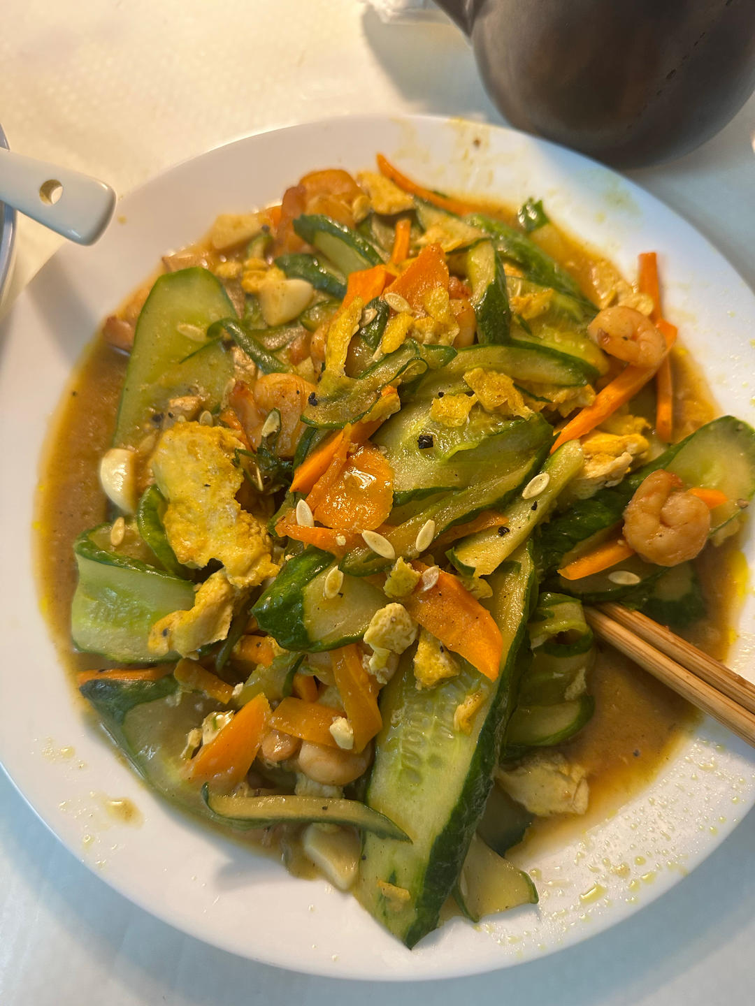 清爽可口的虾仁黄瓜炒鸡蛋