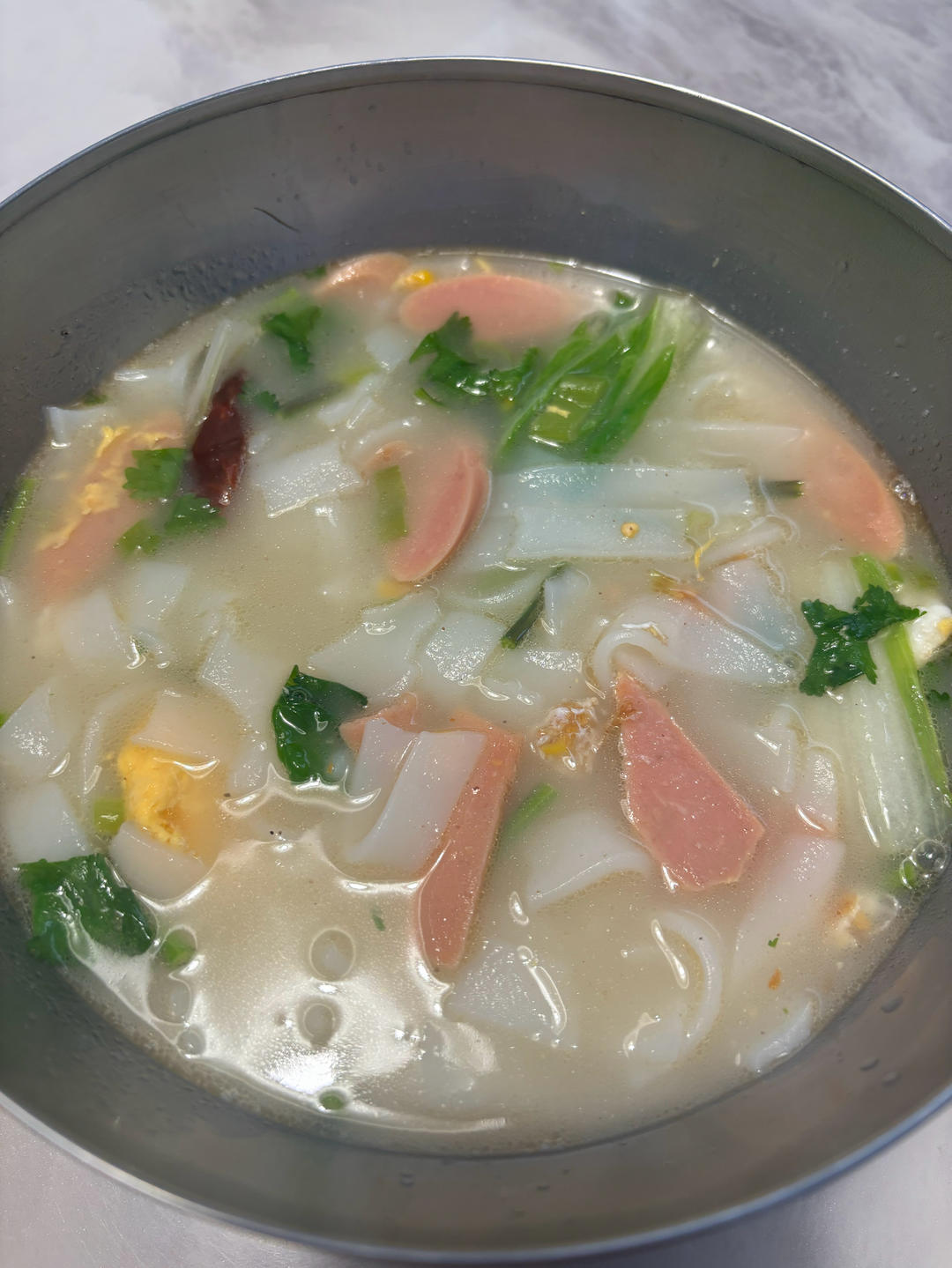 煮汤河粉