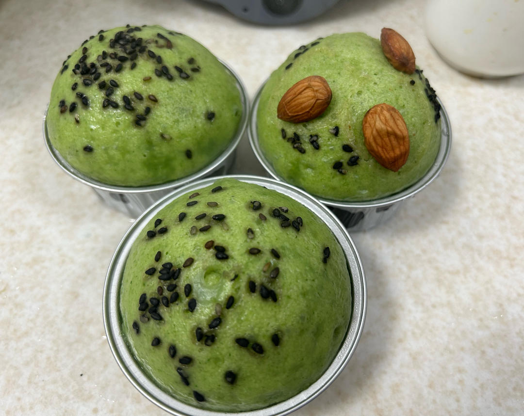 菠菜发糕