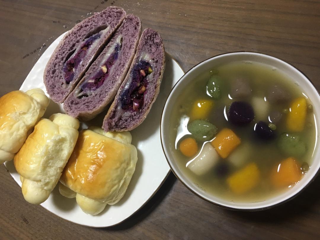 一次发酵紫薯麻薯软欧