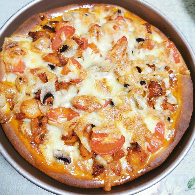 新奥尔良鸡肉蘑菇披萨（附超简单饼坯做法）