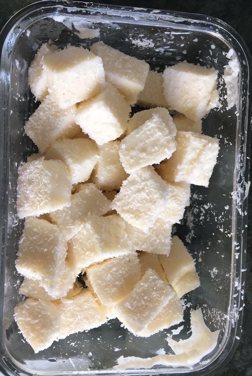 完胜85度C牛奶椰丝小方