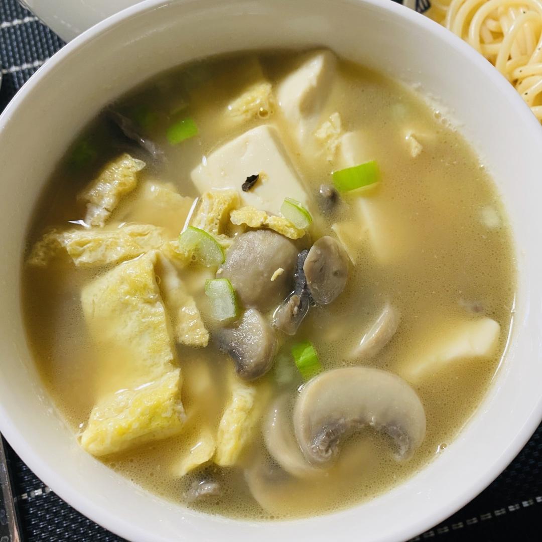 鲜美豆腐汤的简单做法