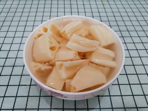 莲藕排骨汤（北芪党参）—电饭煲的做法 步骤6