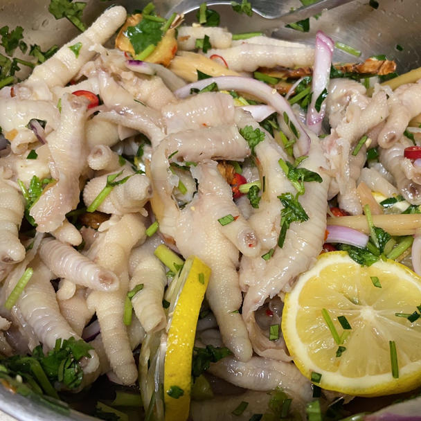 关键在香料的泰式酸辣无骨凤爪