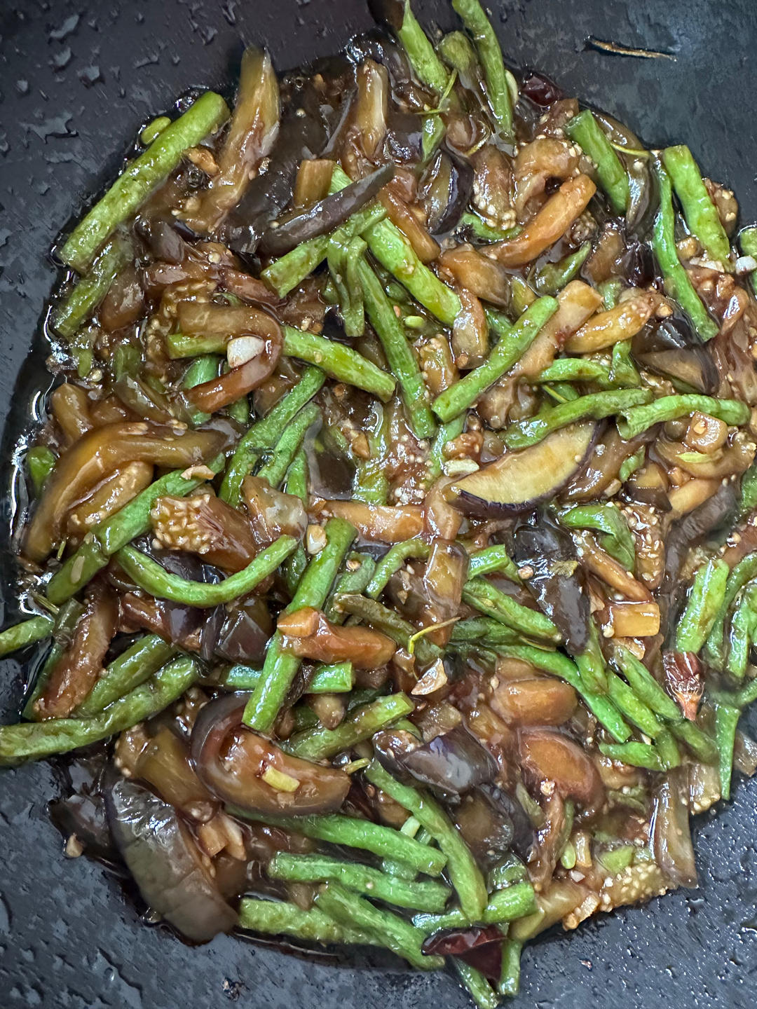 美味可口的豆角烧茄子！原来饭店都是这样做的