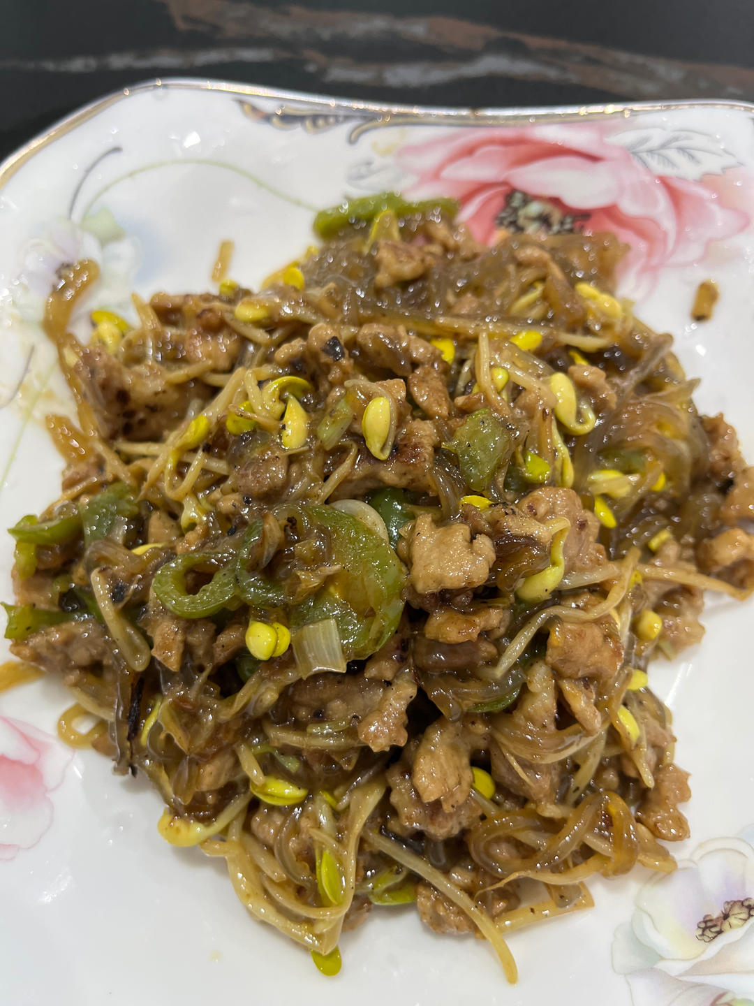 黄豆芽肉末炒粉条