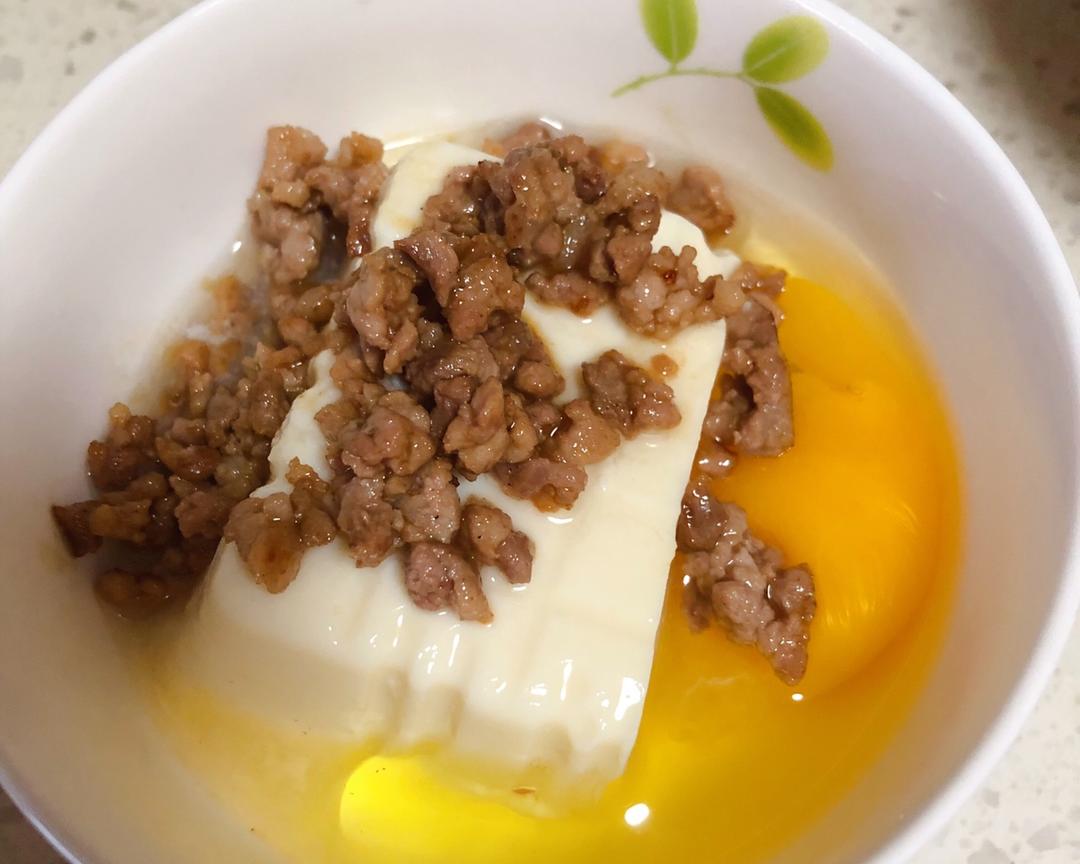 【娃】肉沫蒸豆腐蛋羹的做法