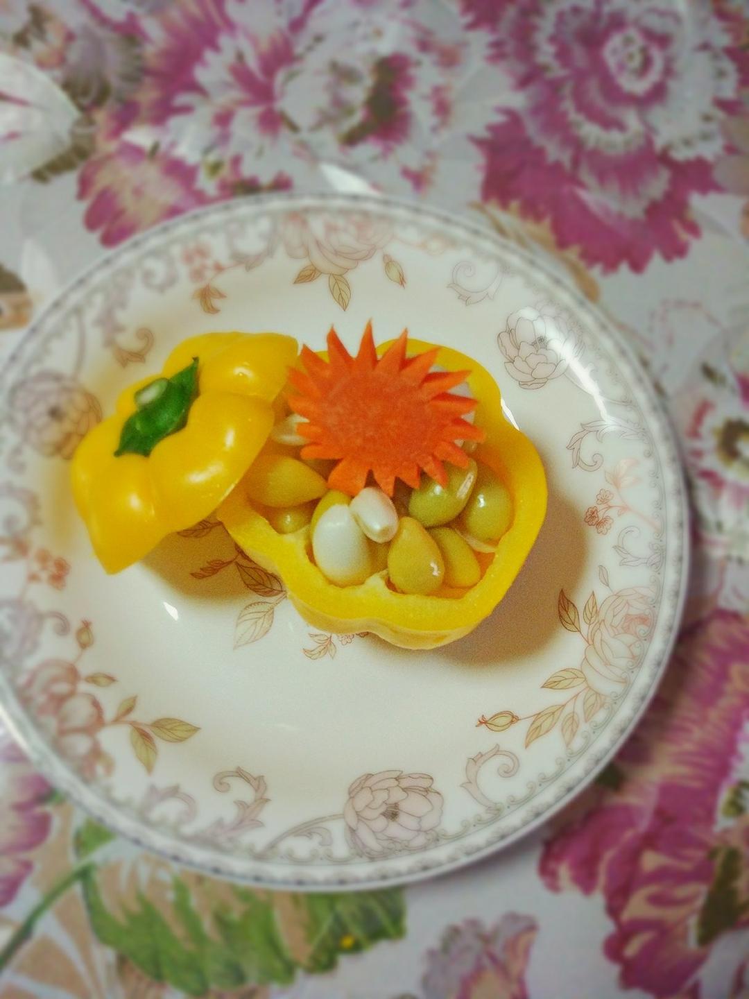 水果拼盘·孔雀开屏、
