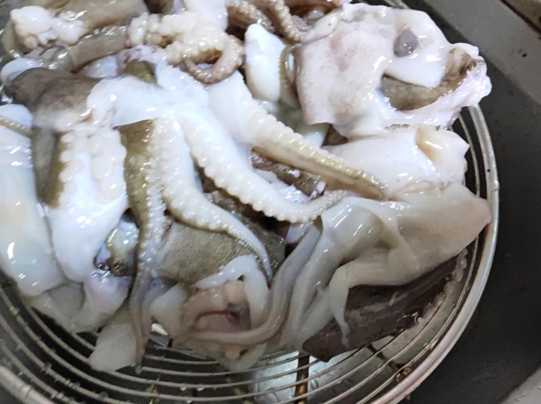 捞汁海鲜