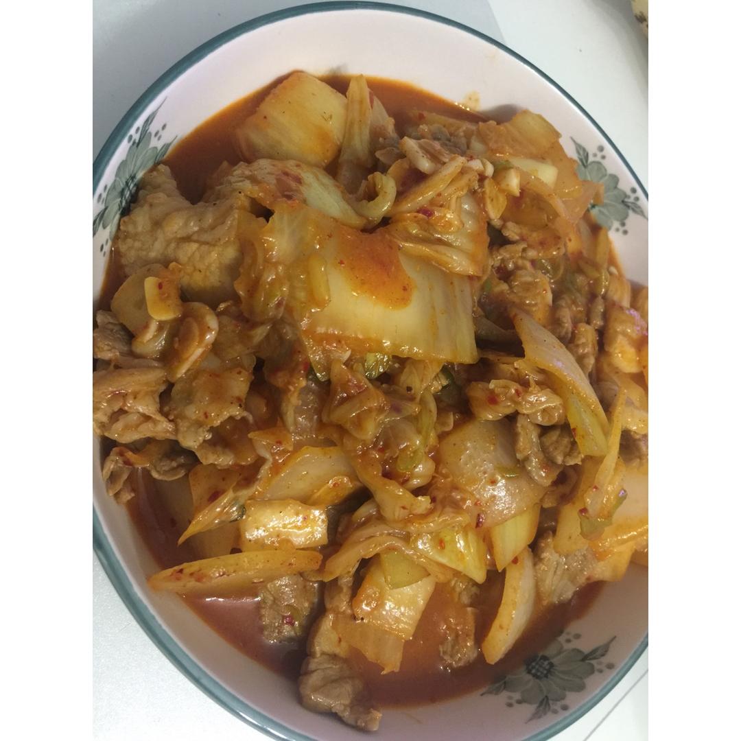 辣白菜炒五花肉