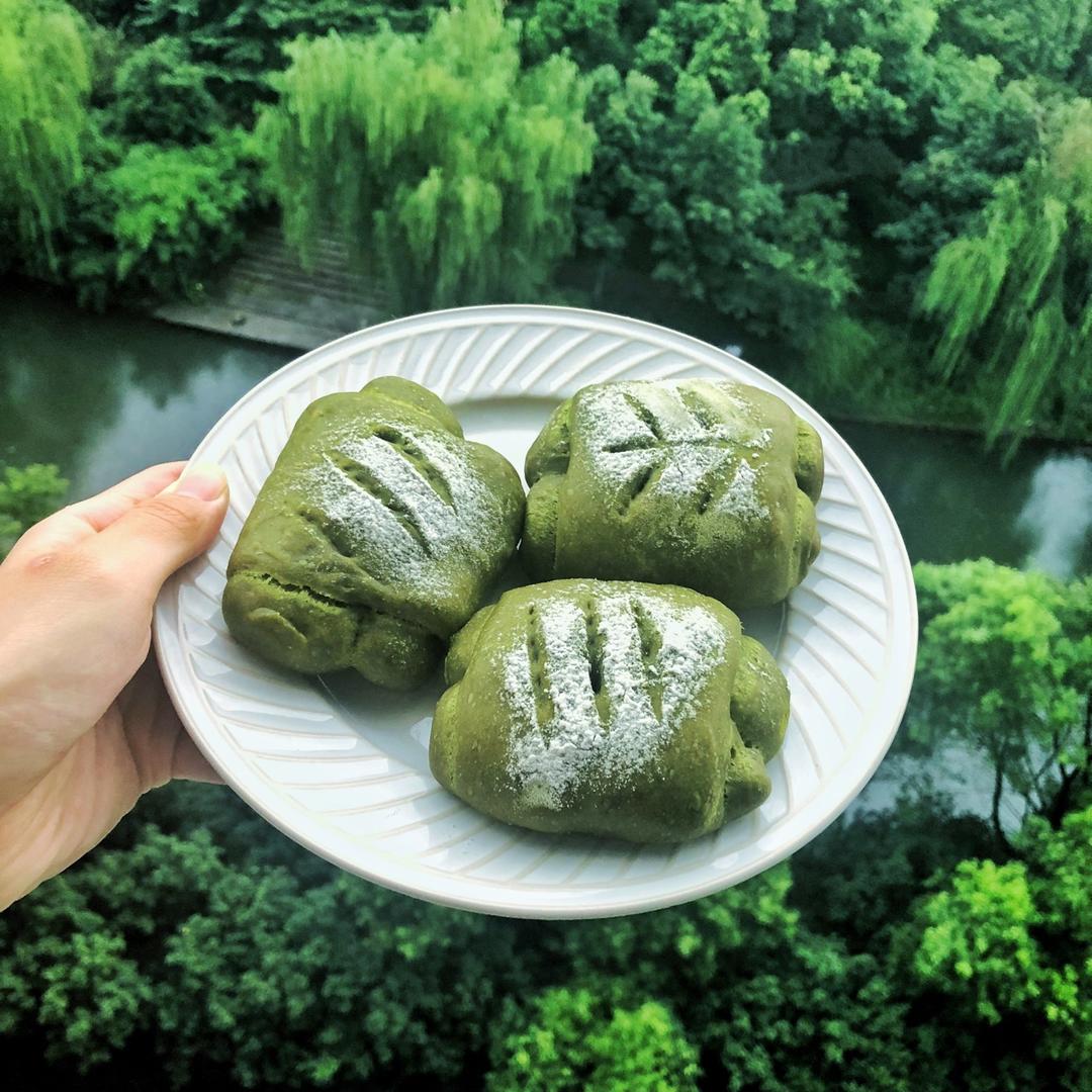 抹茶红豆面包