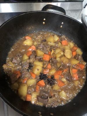 土豆炖牛肉的做法 步骤1