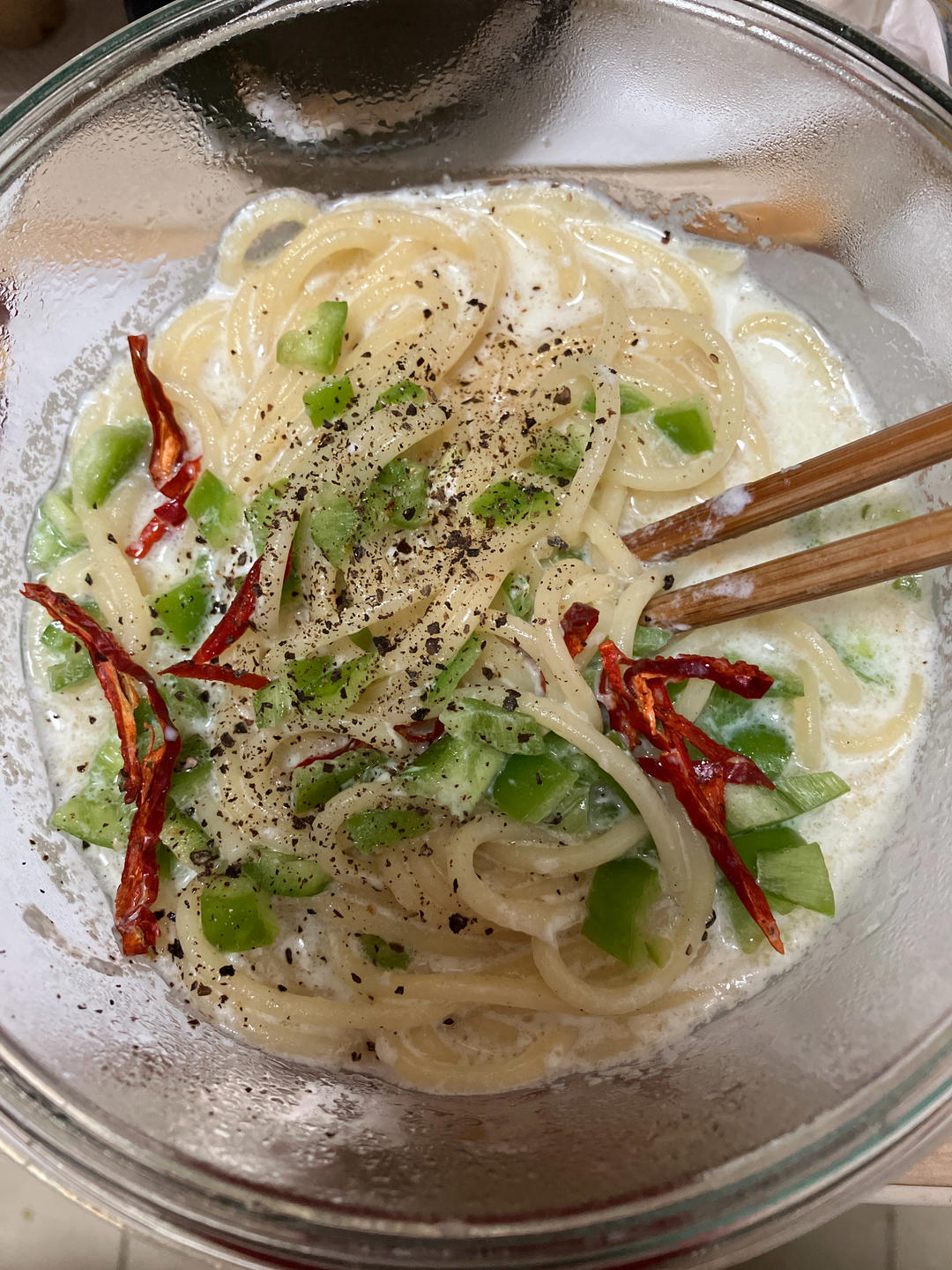 用牛奶也可以做奶油培根意面