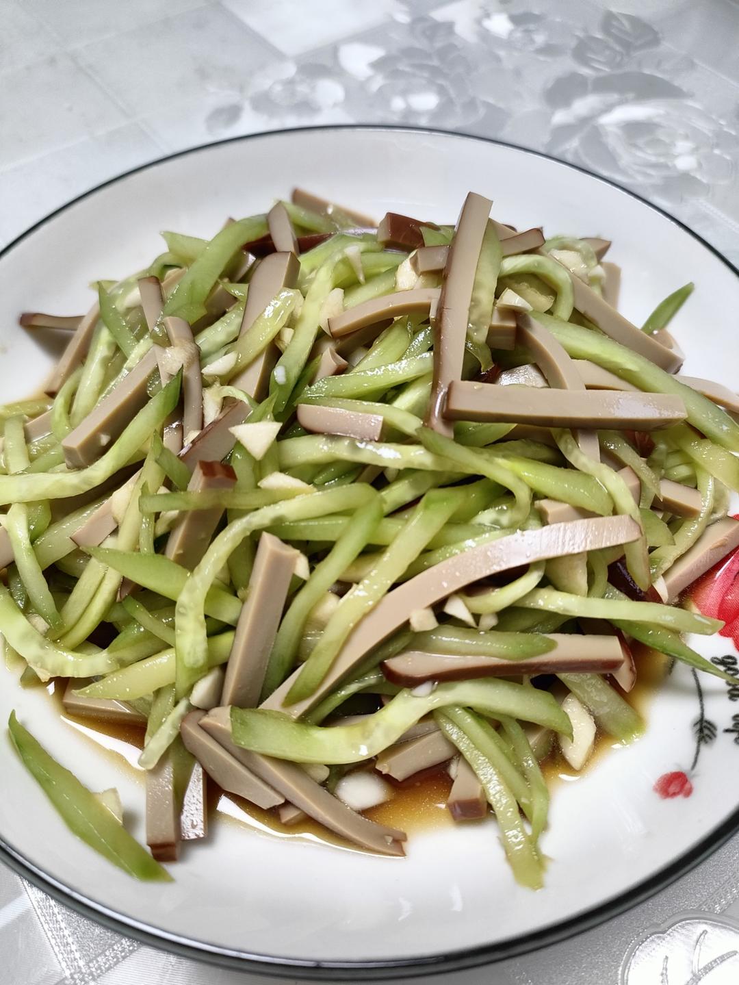 一分钟快手凉拌鸡蛋干