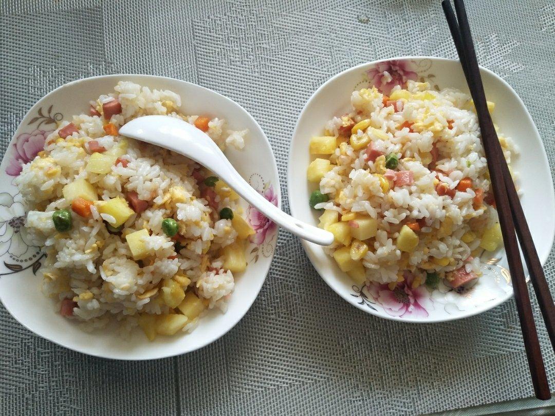 菠萝炒饭