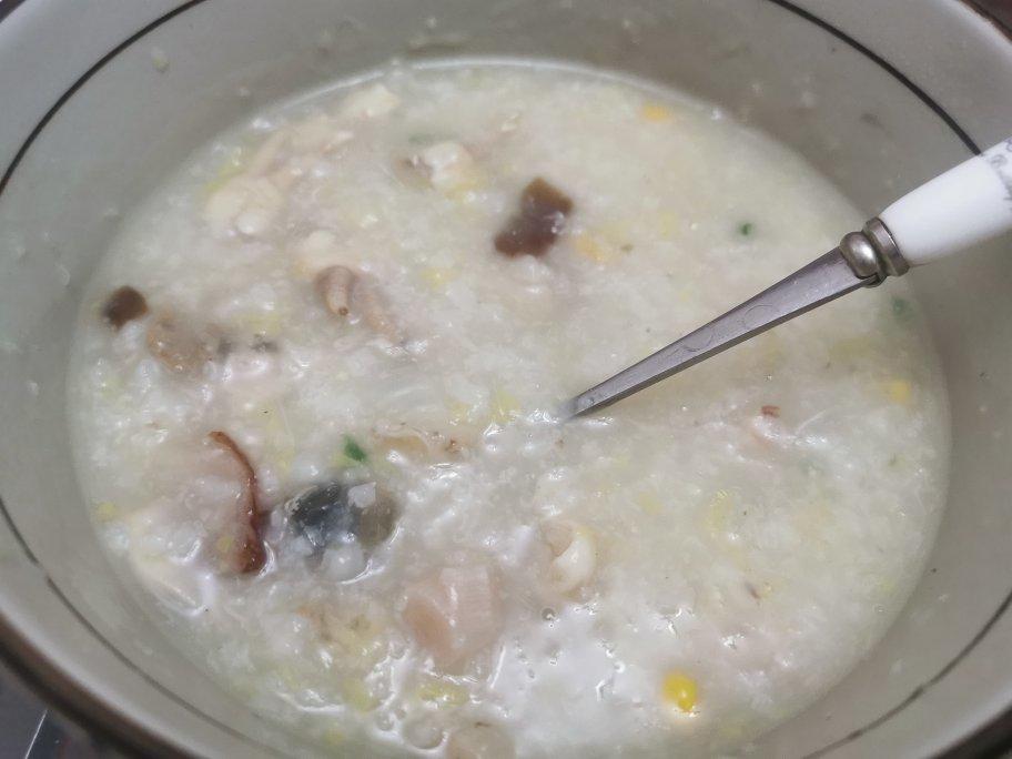 鲜到没朋友的砂锅粥