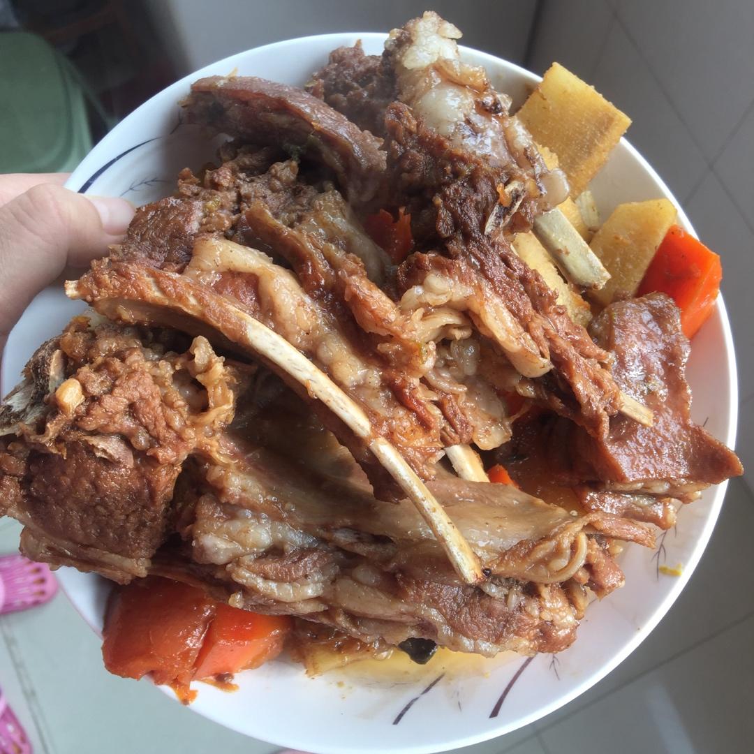甘蔗萝卜炖羊肉
