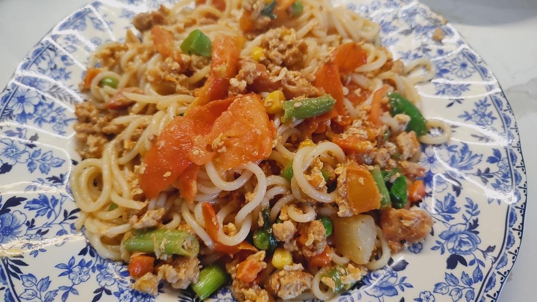 番茄肉末炒米粉