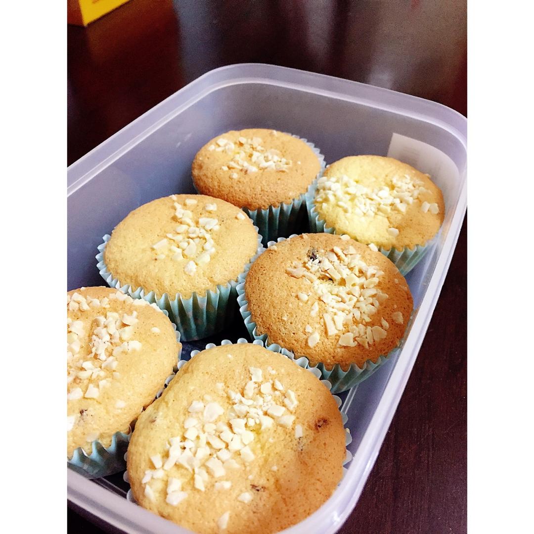 伤了小熊做的无油无水老式小蛋糕