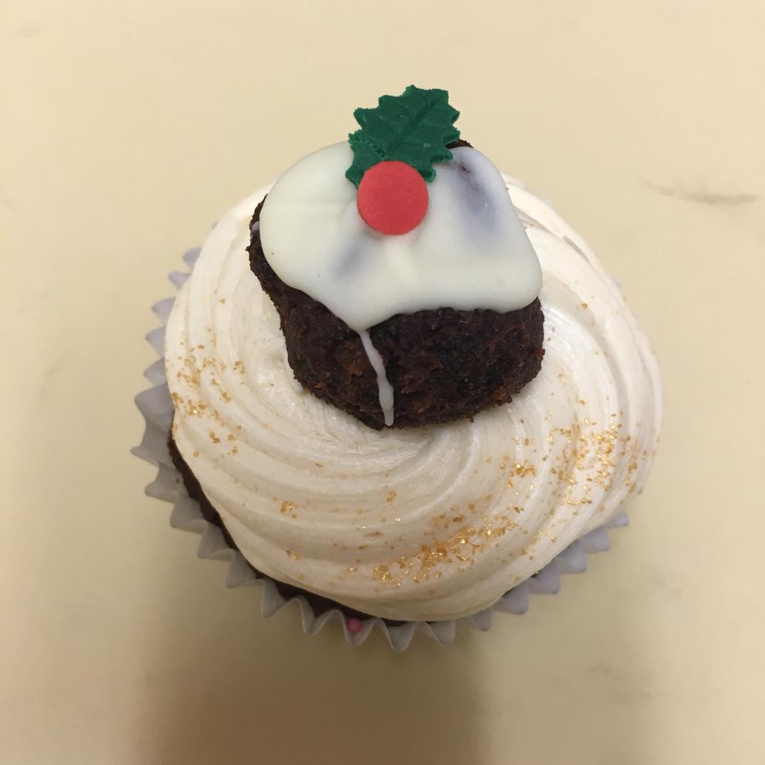 圣诞主题杯子蛋糕