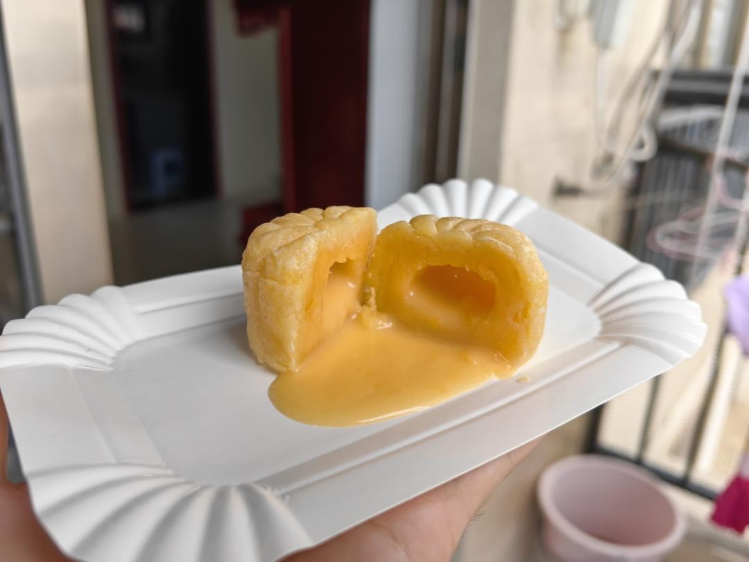 超详细图解版--流心奶黄月饼