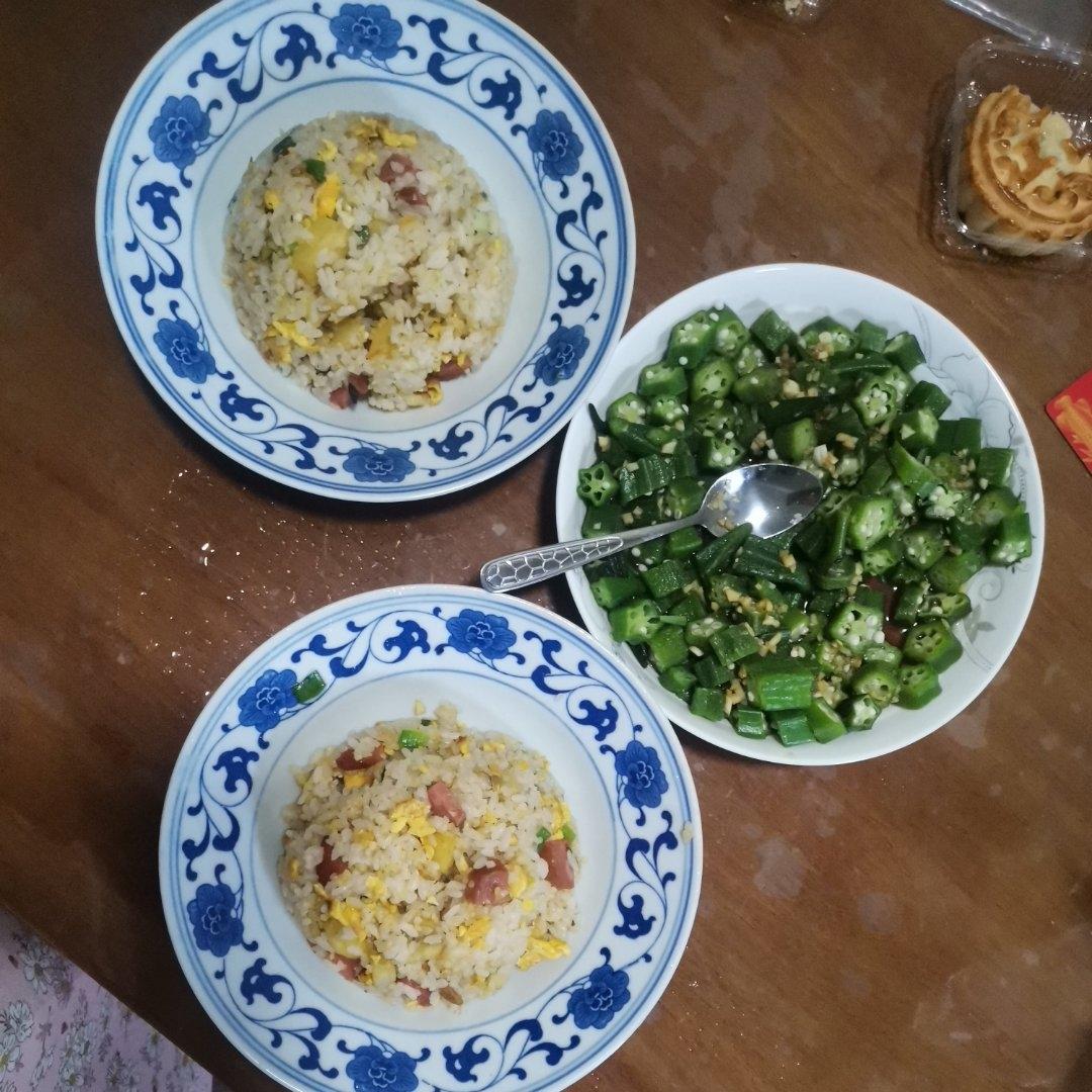 邻居抢着来我家吃土豆香肠炒饭，原来这么香！