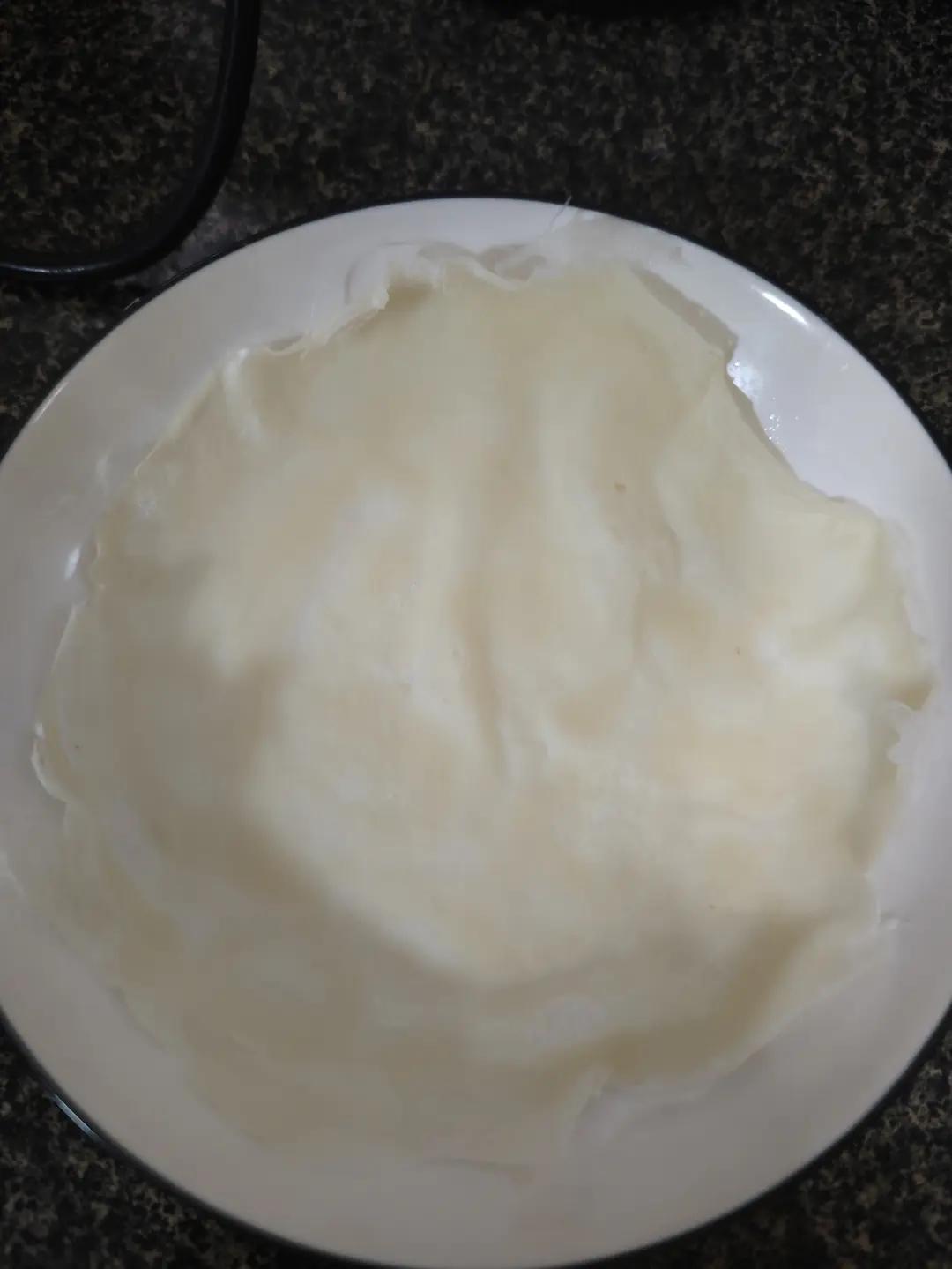 自制闽南润饼皮（薄饼皮）福建春卷皮-水面的黄金比例