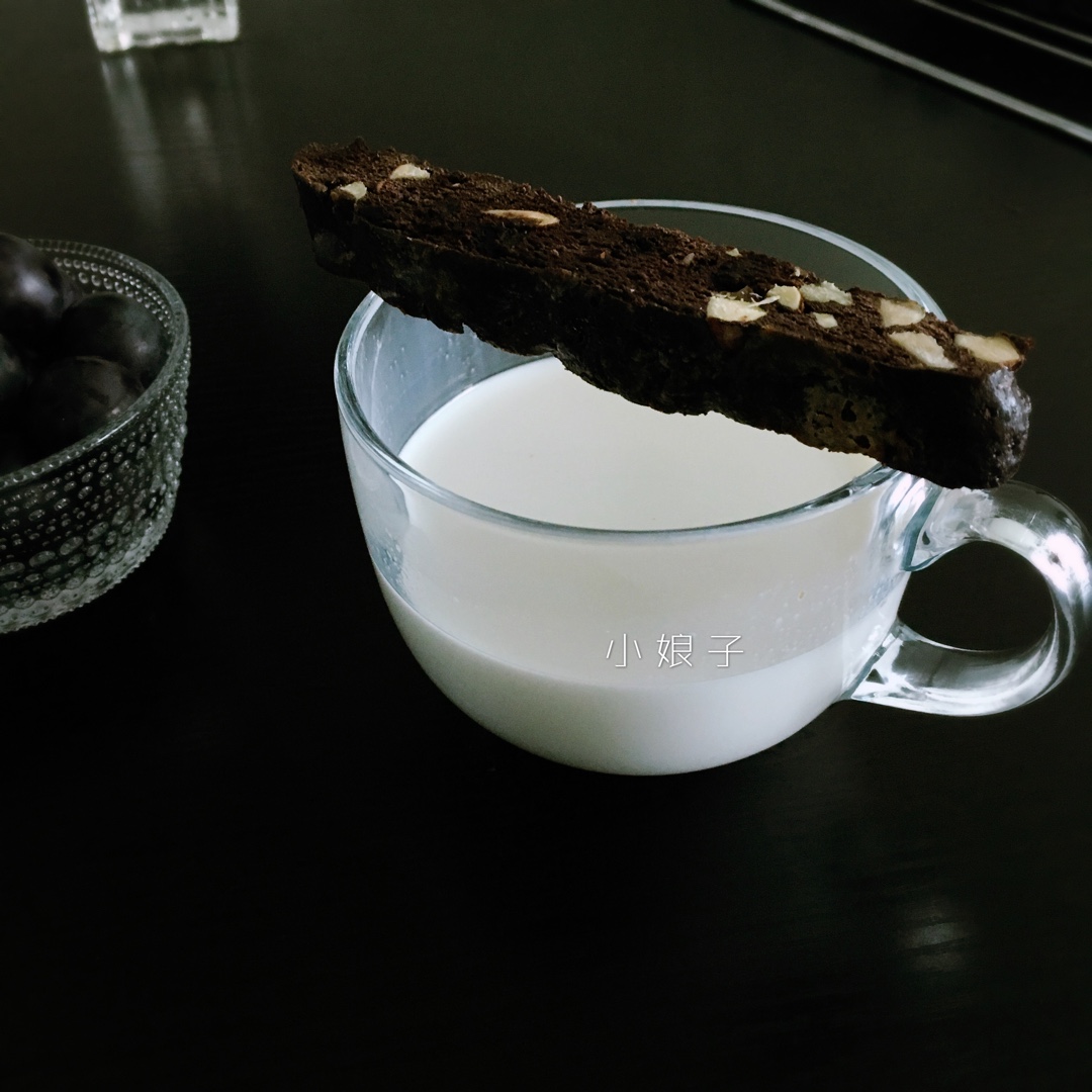 无油杏仁巧克力意式脆饼丨健康·零食（附7个意式脆饼成功要点）