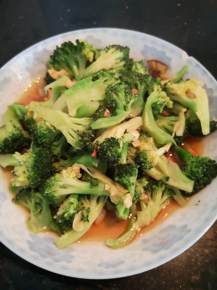 蚝油蒜蓉西兰花