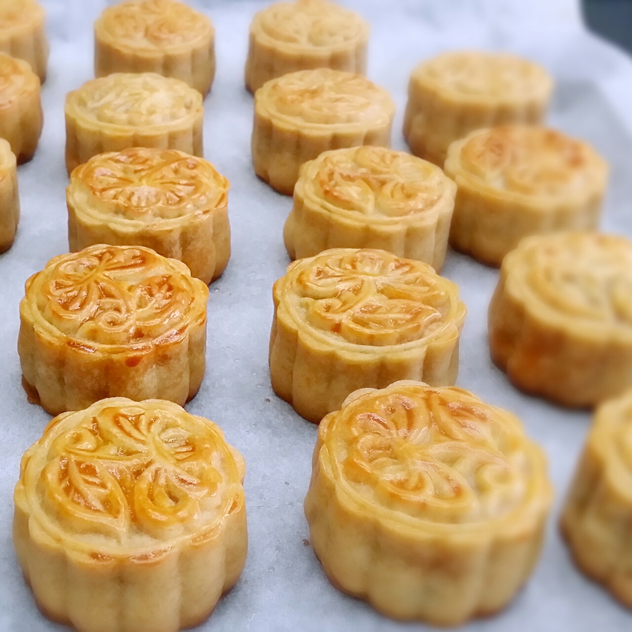 广式月饼——蛋黄莲蓉月饼
