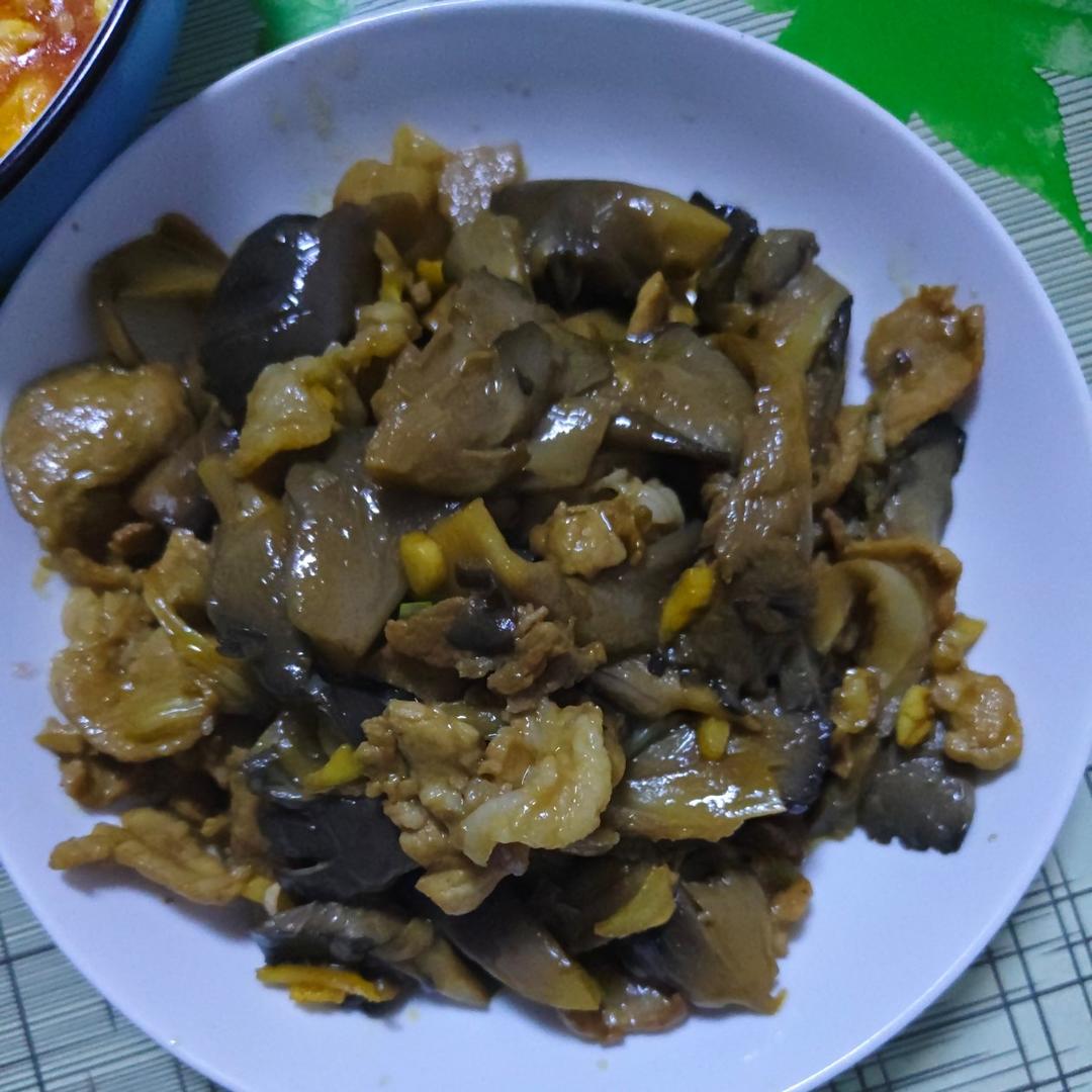 蘑菇炒肉