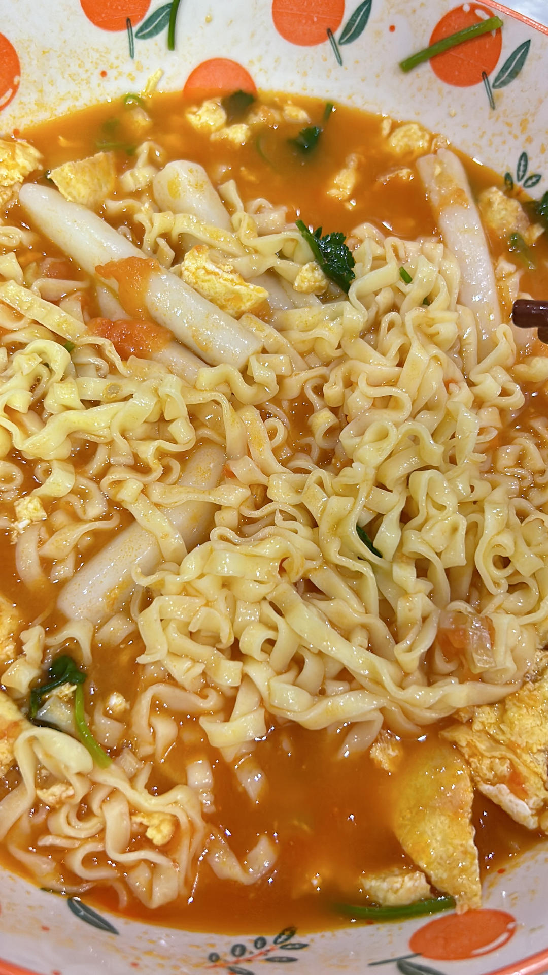 一人食🍜简单晚餐：番茄鸡蛋汤年糕