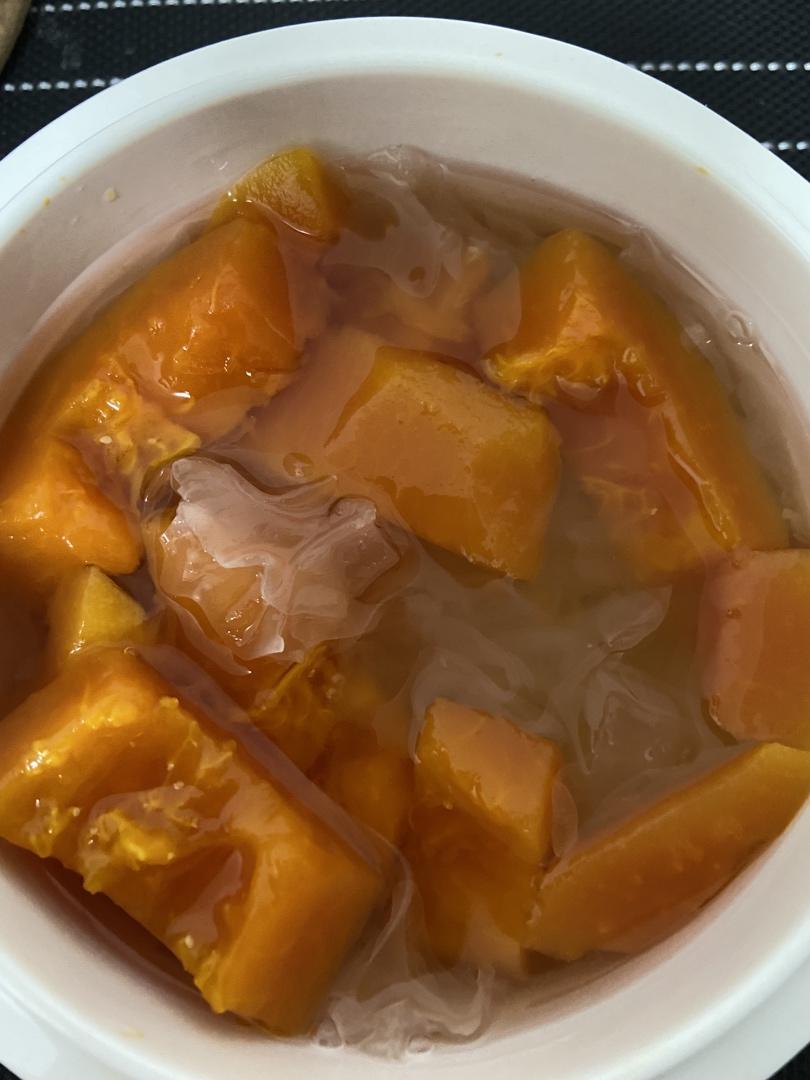 红枣木瓜银耳汤